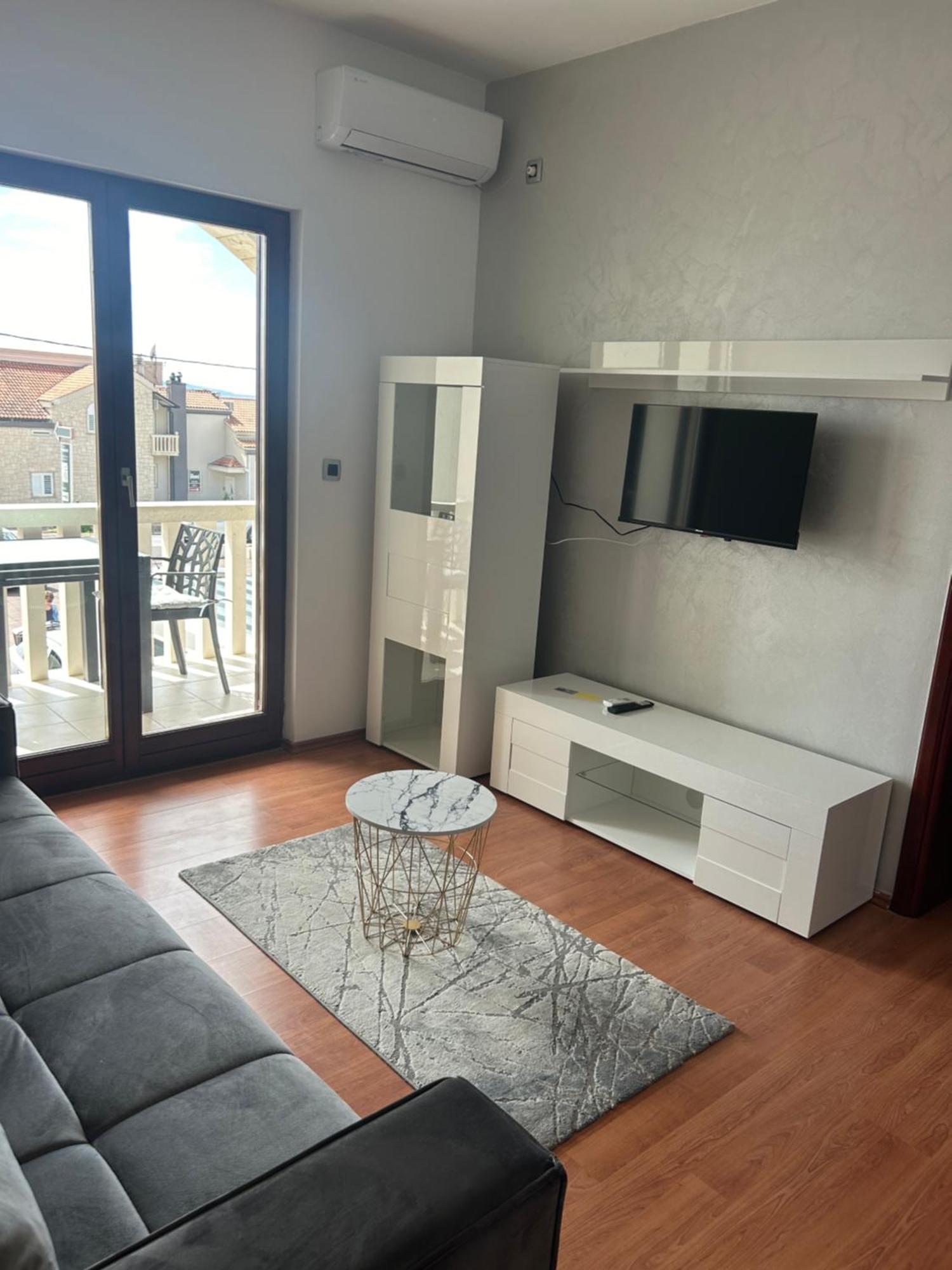 Apartmani Baki Podstrana Exterior photo